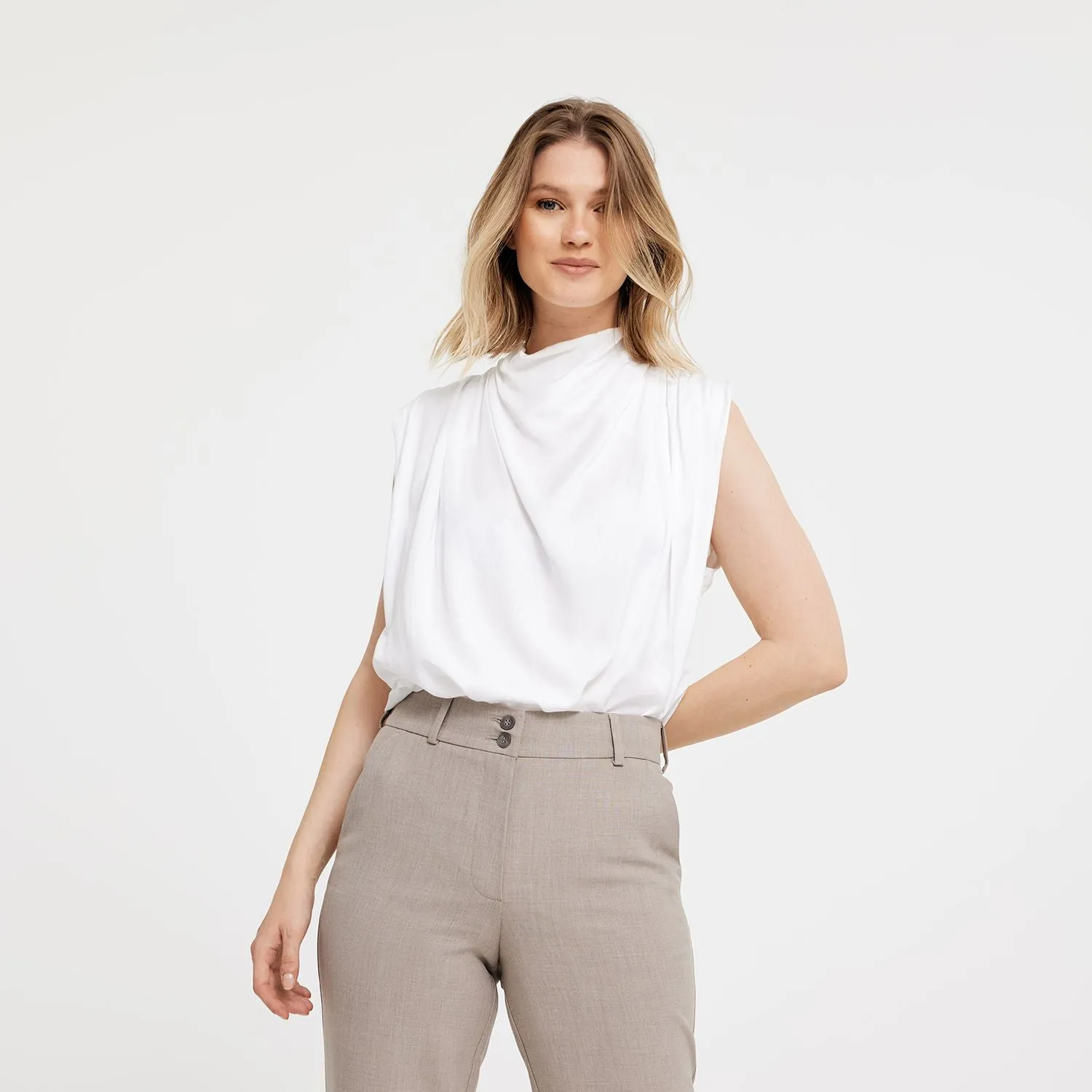 DaphneFV 085